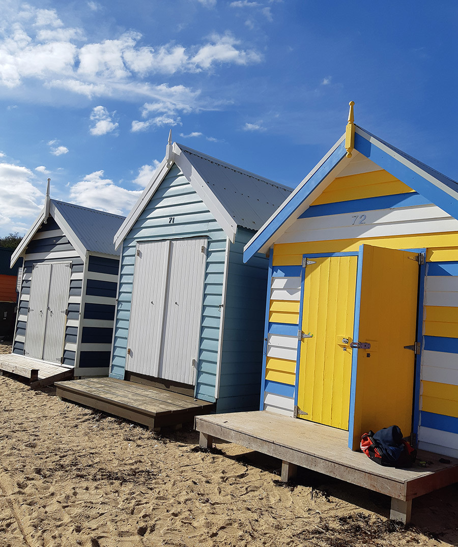 Bunte Häuser am australischem Strand